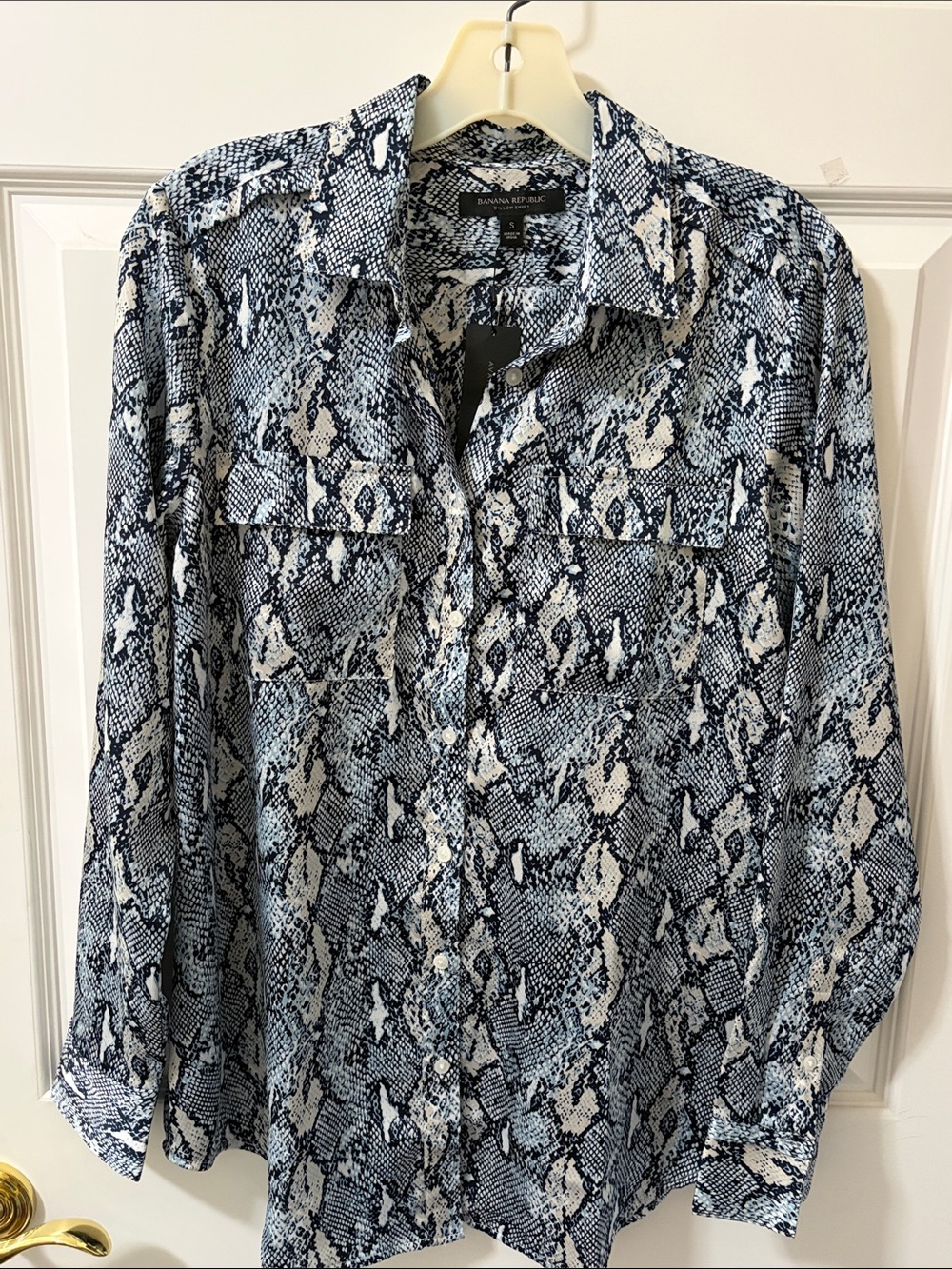 Banana Republic Blue and White Snake-Print Button Front Shirt